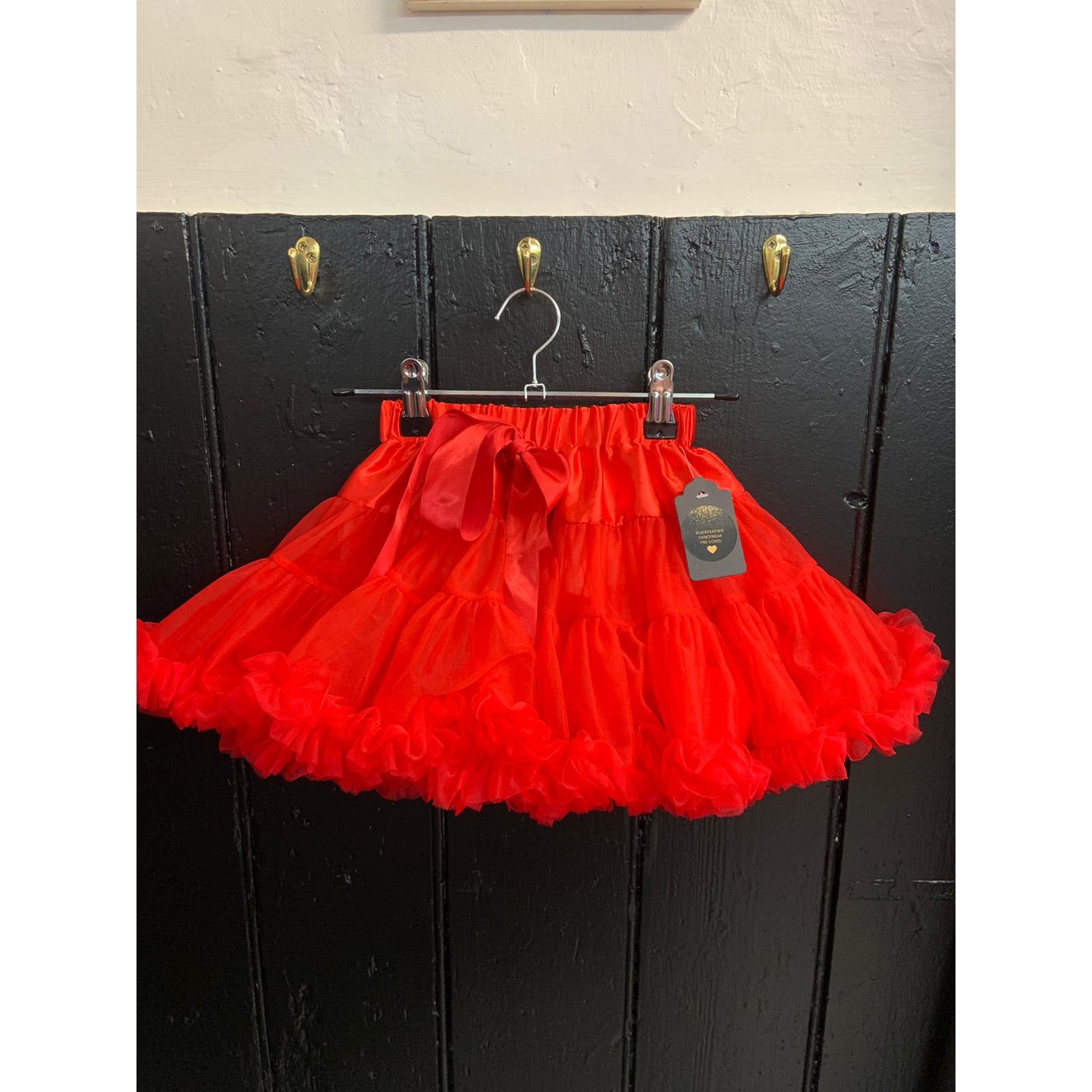 PRE-LOVED Red Layered Puffy Skirt - Child Small